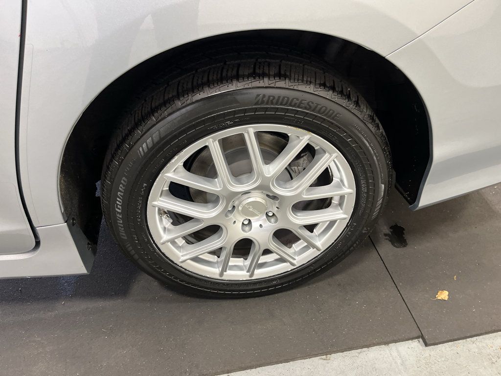 Used 2019 Toyota Sienna SE w/ SE Preferred Package AWD/4WD image 33