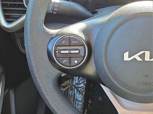 Used 2024 Kia Soul LX w/ Option Group 015 image 17