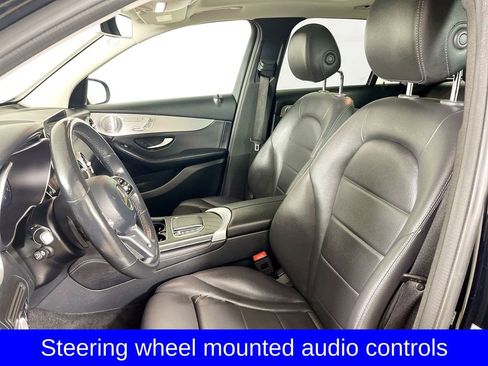 Used 2020 Mercedes-Benz GLC 300 4MATIC image 12
