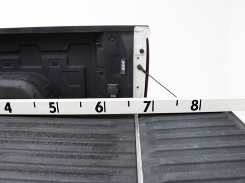 Used 2024 Chevrolet Silverado 1500 Custom image 12