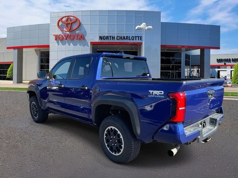 Used 2025 Toyota Tacoma TRD Off-Road image 8
