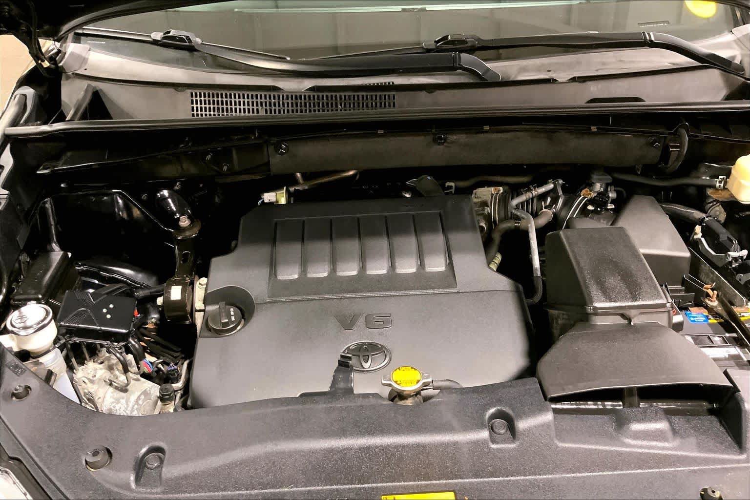 Used 2015 Toyota Highlander XLE AWD/4WD image 32