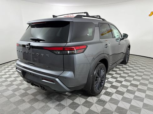 New 2026 Nissan Pathfinder SL w/ SL Premium Package FWD image 7