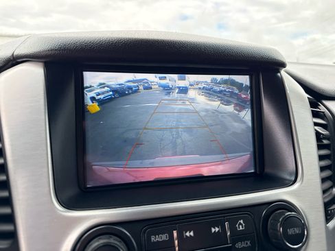 Certified 2019 GMC Yukon XL SLT AWD/4WD image 17