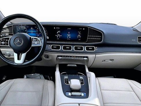 Used 2020 Mercedes-Benz GLS 450 4MATIC image 10
