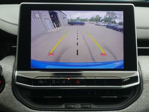 Used 2022 Jeep Compass Latitude AWD/4WD image 5