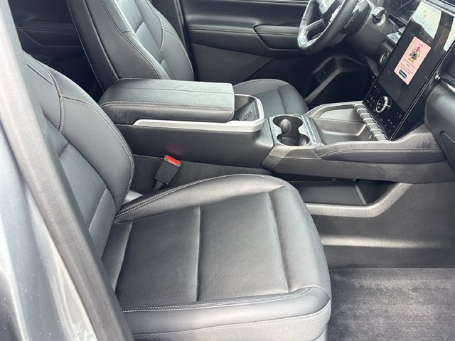 Used 2025 GMC Terrain Elevation w/ Elevation Premium Package AWD/4WD image 27