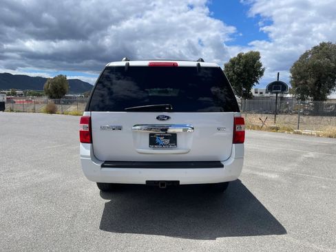 Used 2013 Ford Expedition EL Limited RWD image 6