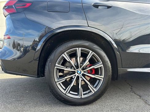 Used 2026 BMW X5 xDrive40i w/ M Sport Package image 41