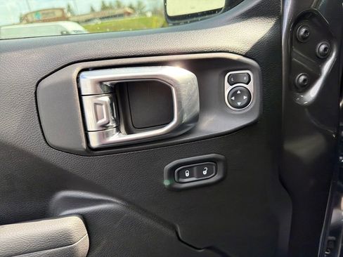 New 2026 Jeep Wrangler Unlimited Sport image 11