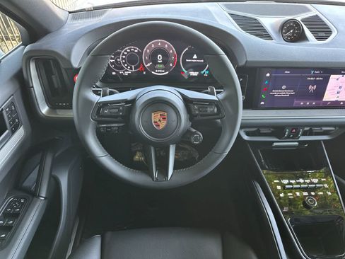 New 2026 Porsche Cayenne S AWD/4WD image 15