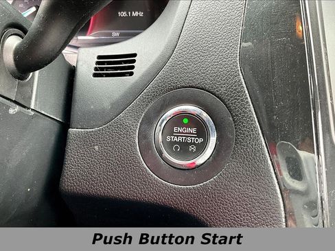 Used 2019 Ford Explorer XLT w/ Equipment Group 202A FWD image 38