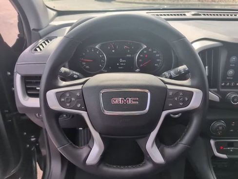 Used 2024 GMC Terrain SLT AWD/4WD image 19