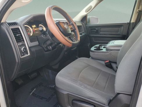 Used 2017 RAM 1500 Express w/ Express Value Package image 19