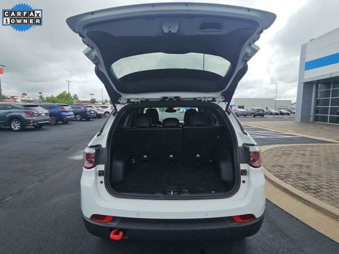 Used 2024 Jeep Compass Trailhawk image 7