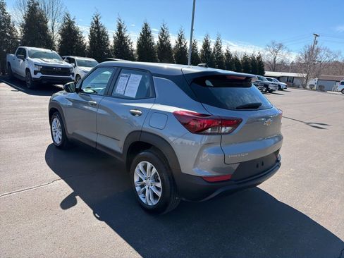 Used 2023 Chevrolet TrailBlazer LS image 3