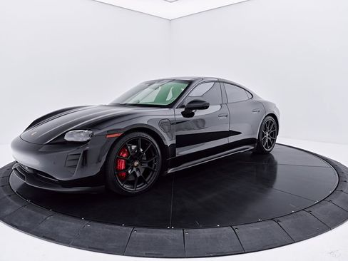 Used 2022 Porsche Taycan GTS AWD/4WD image 7