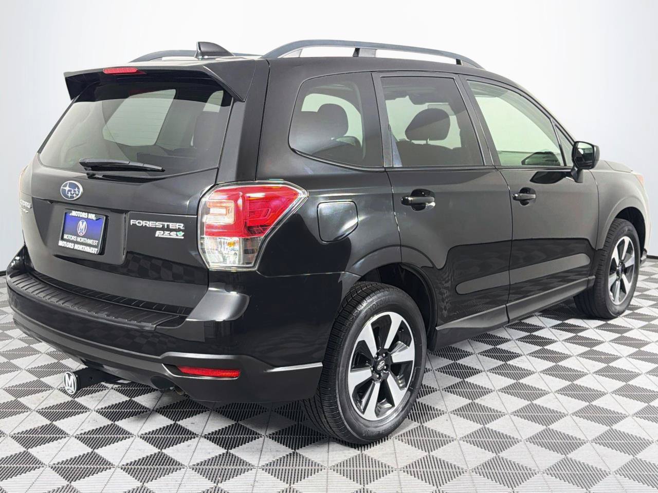 Used 2017 Subaru Forester 2.5i Premium AWD/4WD image 26