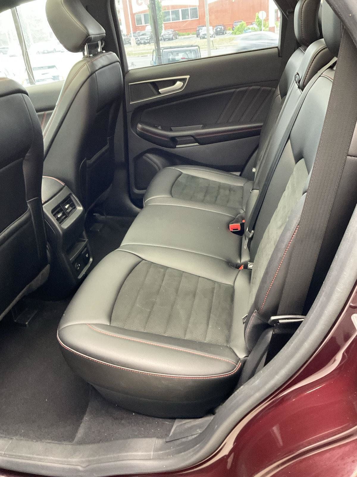 Used 2021 Ford Edge ST-Line AWD/4WD image 10