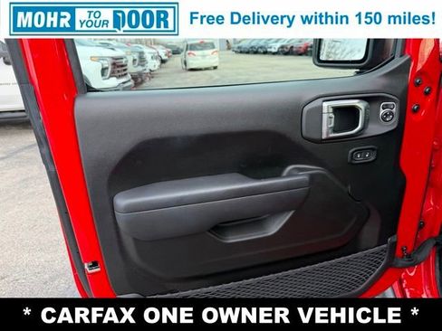 Used 2024 Jeep Wrangler Rubicon w/ Capability Package image 43