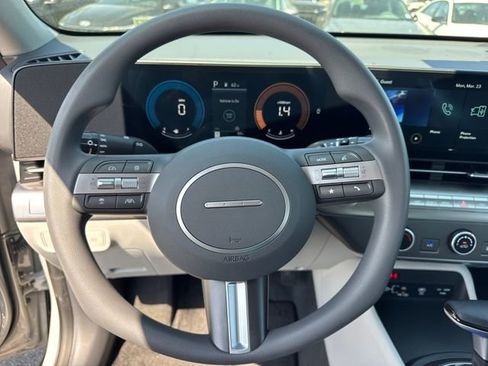 New 2026 Hyundai Kona SE AWD/4WD image 16
