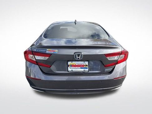 Used 2022 Honda Accord Touring image 4