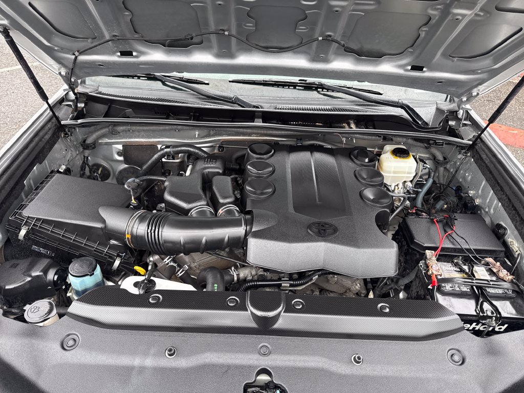 Used 2014 Toyota 4Runner SR5 AWD/4WD image 44