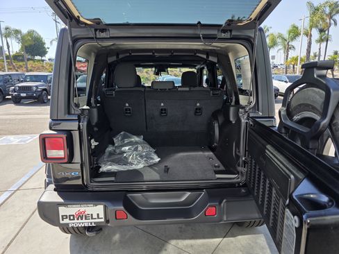 New 2025 Jeep Wrangler Sport S w/ Convenience Group image 18