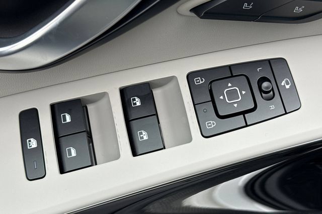 New 2026 Kia Niro Wave w/ Wave Preserve Package FWD image 13