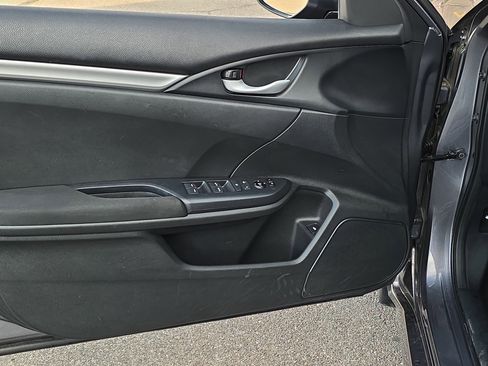 Used 2020 Honda Civic LX image 10