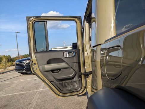 New 2026 Jeep Gladiator Mojave image 55