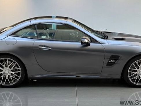 Used 2017 Mercedes-Benz SL 63 AMG image 11