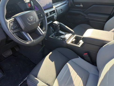 Used 2026 Toyota Tacoma TRD Off-Road image 7