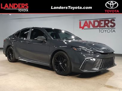 Used 2025 Toyota Camry SE w/ Convenience Package