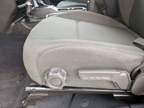 Used 2024 Jeep Wrangler Sport S image 13