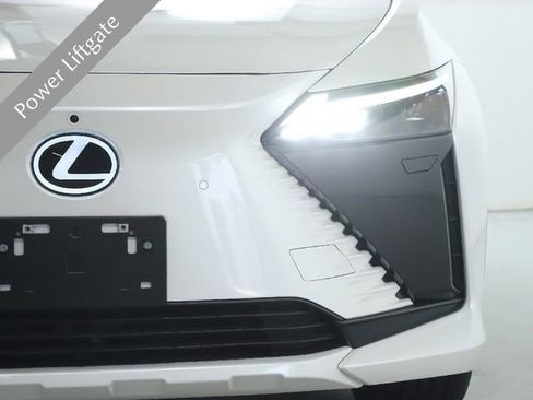 Used 2023 Lexus RZ 450e Premium w/ Accessory Package (2T) image 8