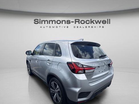 Used 2025 Mitsubishi Outlander Sport AWD image 2