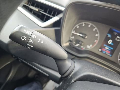 Used 2024 Toyota Corolla LE image 38