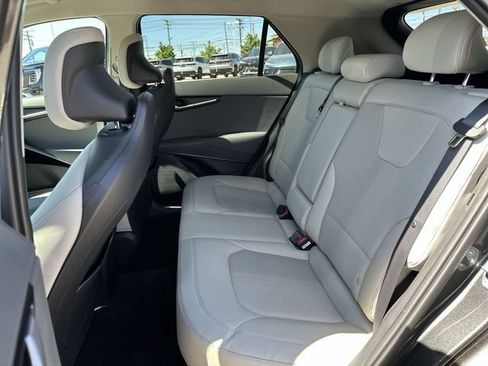 Used 2023 Kia Niro EX FWD image 25