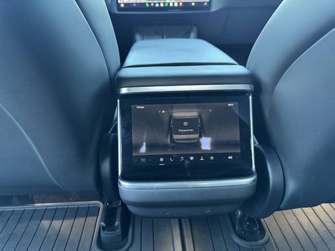 Used 2022 Tesla Model S Plaid AWD/4WD image 17