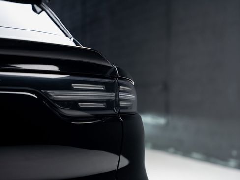 Used 2023 Porsche Cayenne Turbo GT image 27