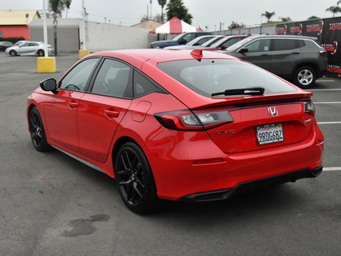 Used 2025 Honda Civic Sport image 6
