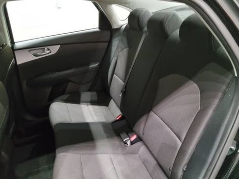 Used 2023 Kia Forte LXS FWD image 19