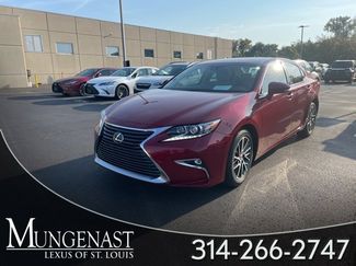 Used 2017 Lexus ES 350 image 1
