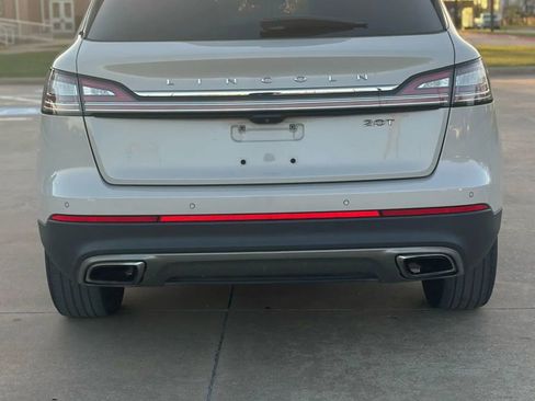 Used 2019 Lincoln Nautilus Select image 6