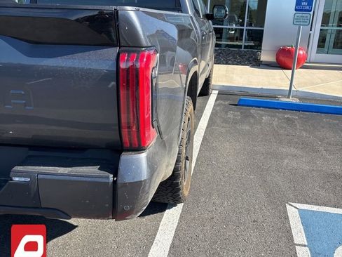 Used 2024 Toyota Tundra Platinum image 1