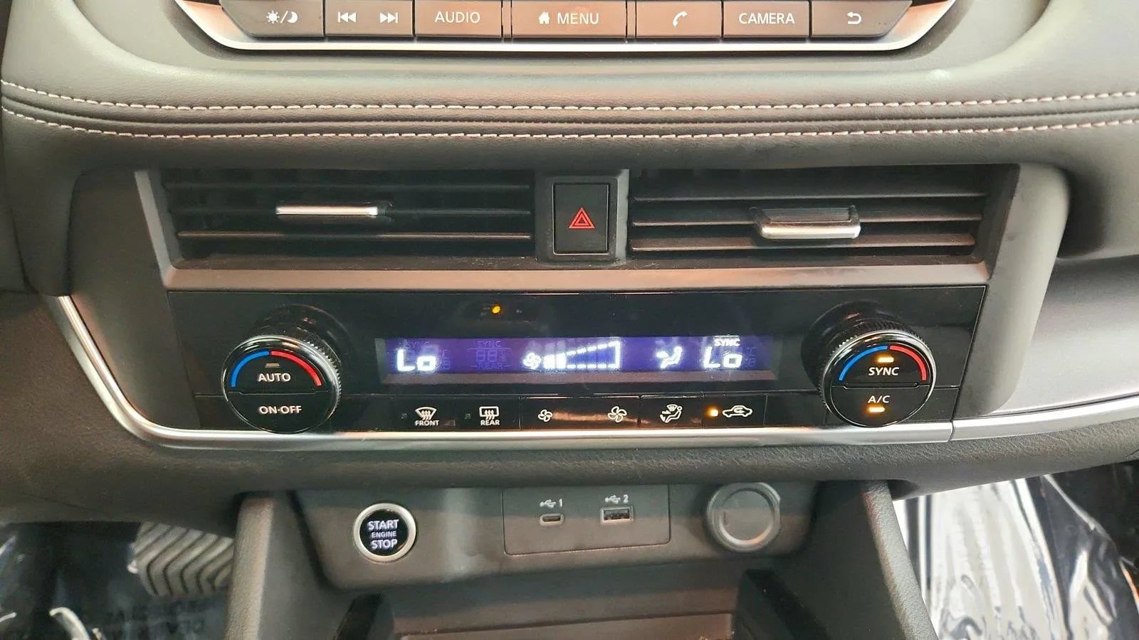 Used 2023 Nissan Rogue SV AWD/4WD image 18