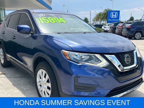 Used 2020 Nissan Rogue S FWD image 3