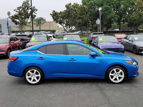 Used 2022 Nissan Sentra SV image 23
