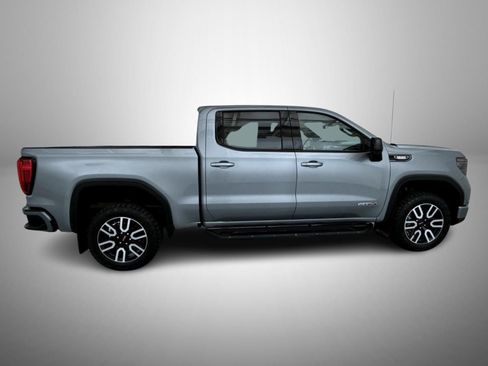 Used 2023 GMC Sierra 1500 AT4 w/ AT4 Premium Package AWD/4WD image 4